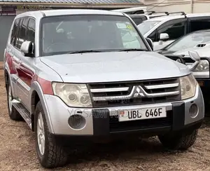 Mitsubishi Pajero 3.0 2010
