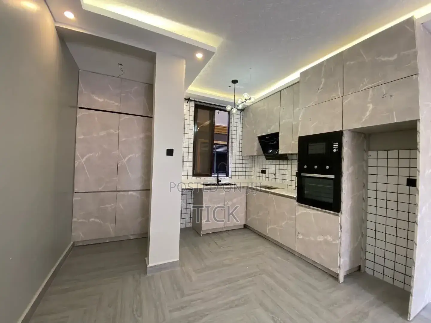 2bdrm Apartment in Lubowa Ntebbe Road, Central Division for rent