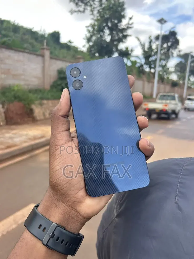 Samsung Galaxy A06 64 GB Black