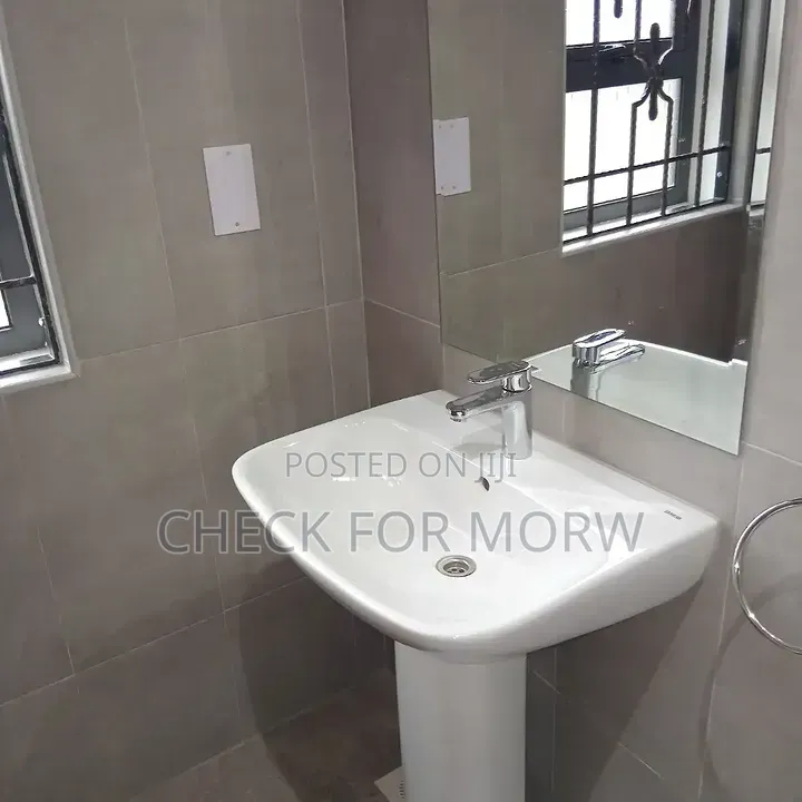 2bdrm Apartment in Mengo, Central Division for rent
