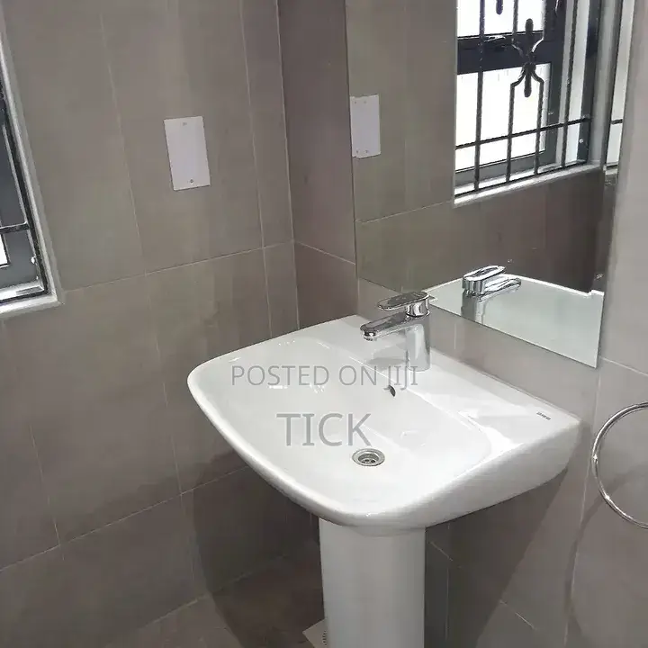 2bdrm Apartment in Mengo, Central Division for rent