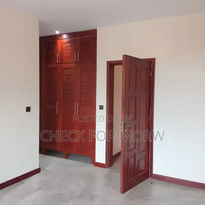 2bdrm Apartment in Mengo, Central Division for rent