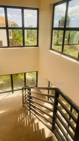 6bdrm Maisonette in Namulanda Ntebe Rd, Central Division for sale