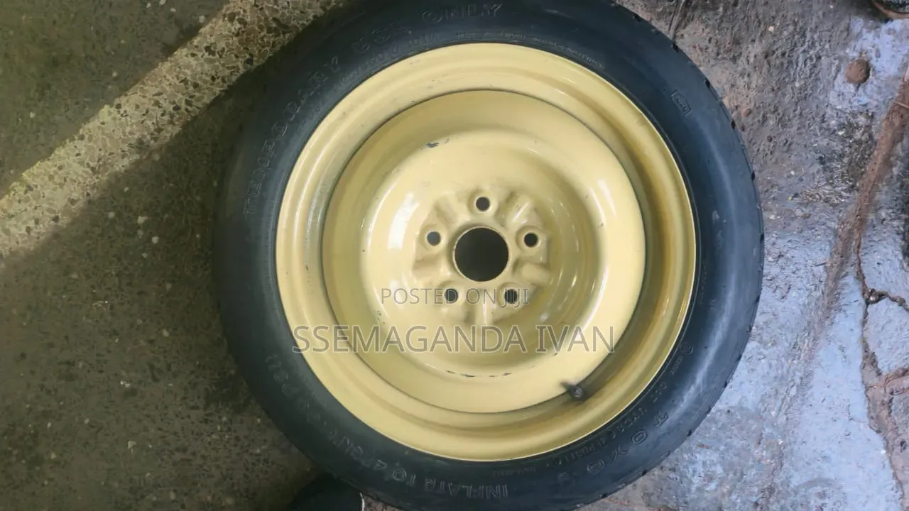Noah Spare Tire Original 5 Holes