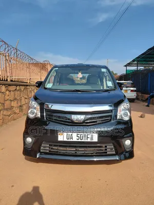 Toyota Noah 2012 Black