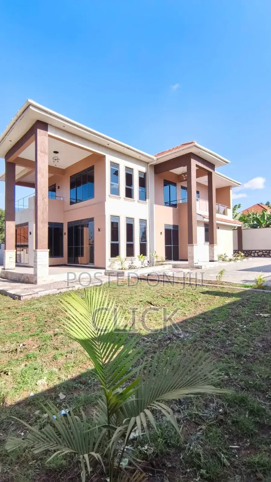 5bdrm Duplex in Akright, Central Division for rent