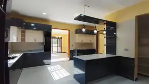5bdrm Duplex in Akright, Central Division for rent