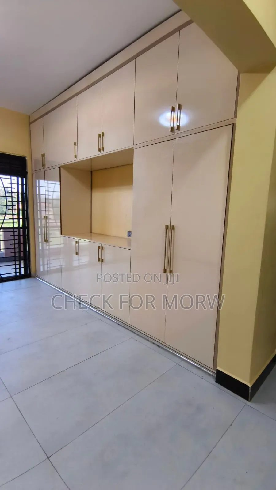 5bdrm Duplex in Akright, Central Division for rent