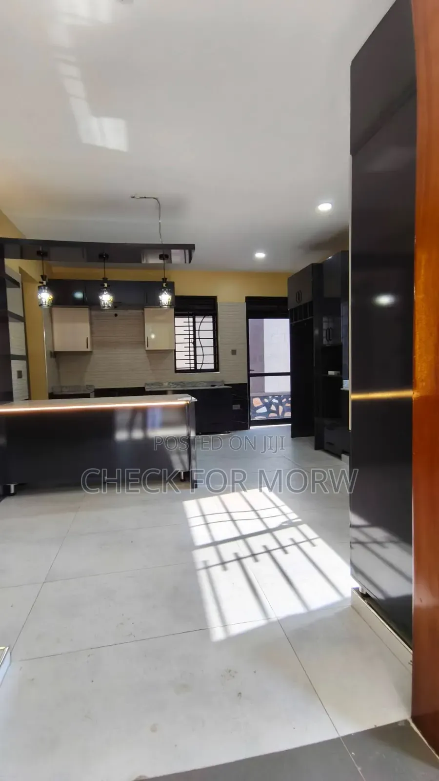 5bdrm Duplex in Akright, Central Division for rent