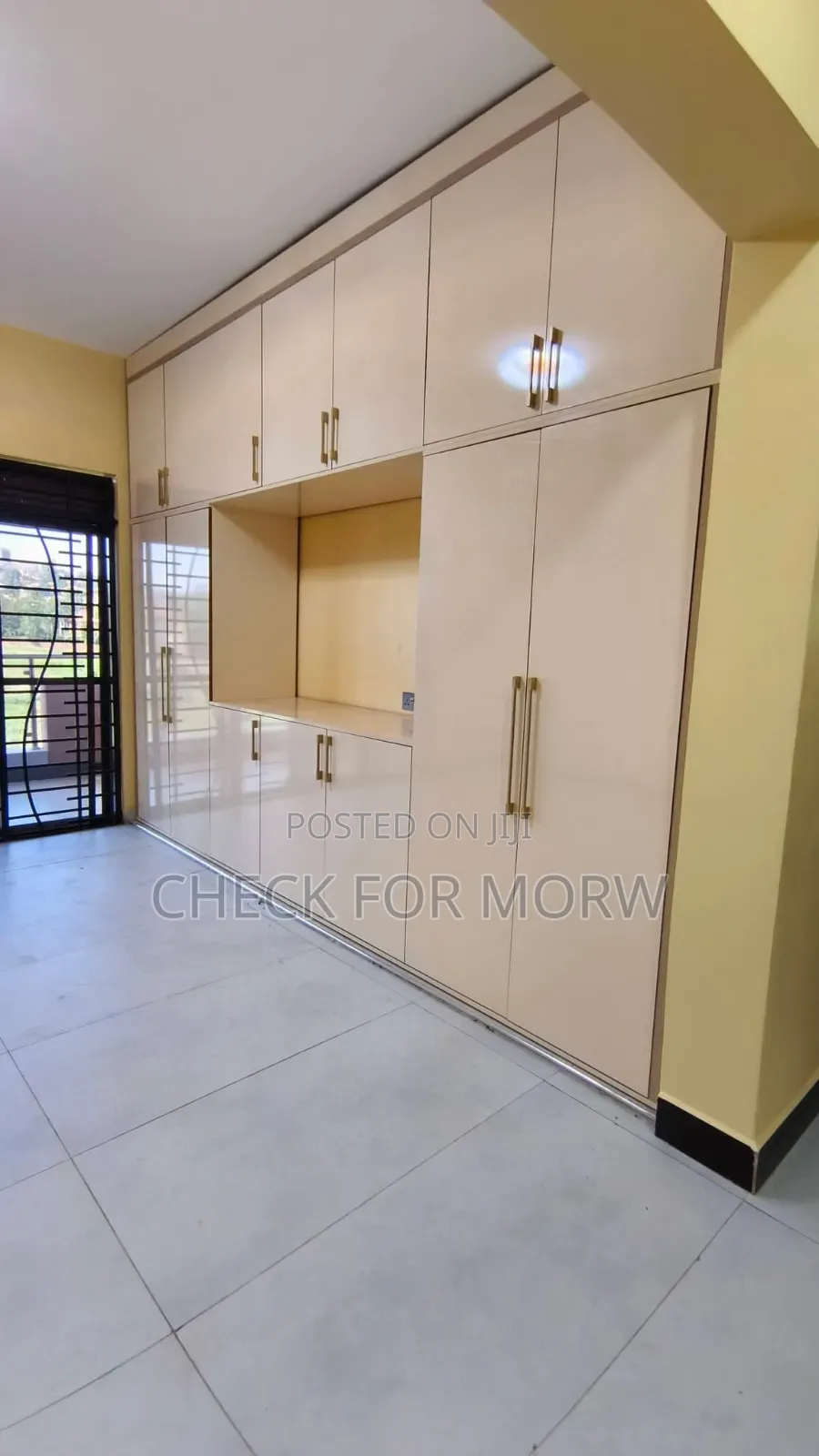5bdrm Duplex in Akright, Central Division for rent