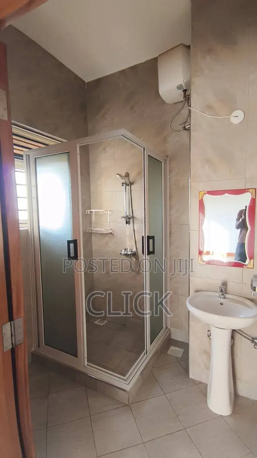 3bdrm Apartment in Lubowa, Central Division for rent
