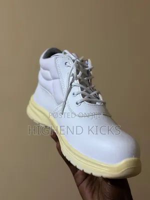 SECURESSE Safety Shoe