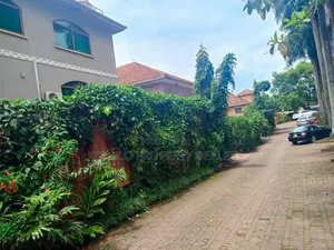 Furnished 8bdrm Duplex in Lugogo Bypass, Central Division for rent