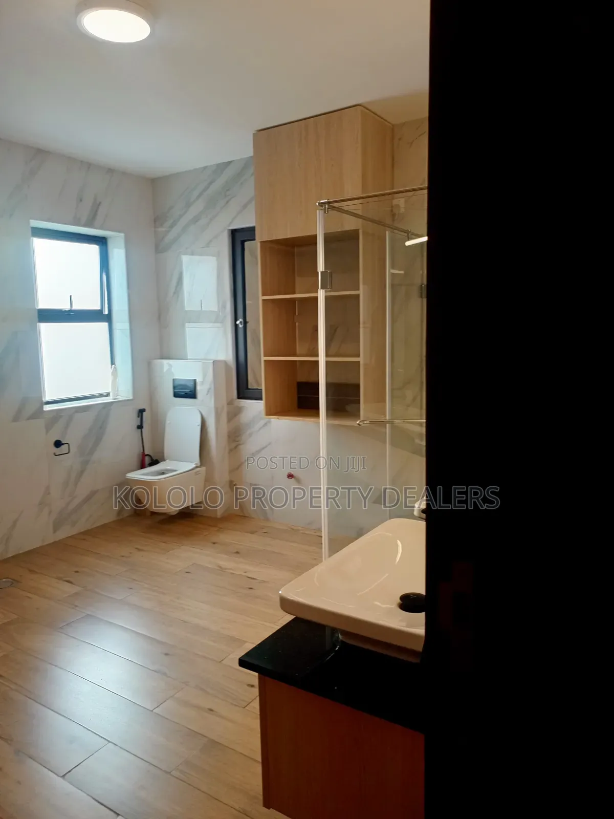 3bdrm Apartment in Kololo, Central Division for sale