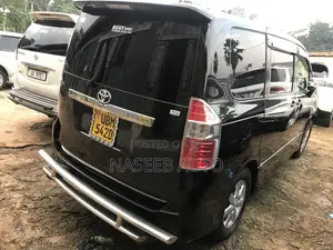 Toyota Noah 2008 Black