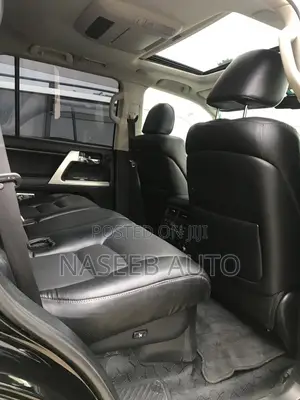Toyota Land Cruiser Prado 2017 Black