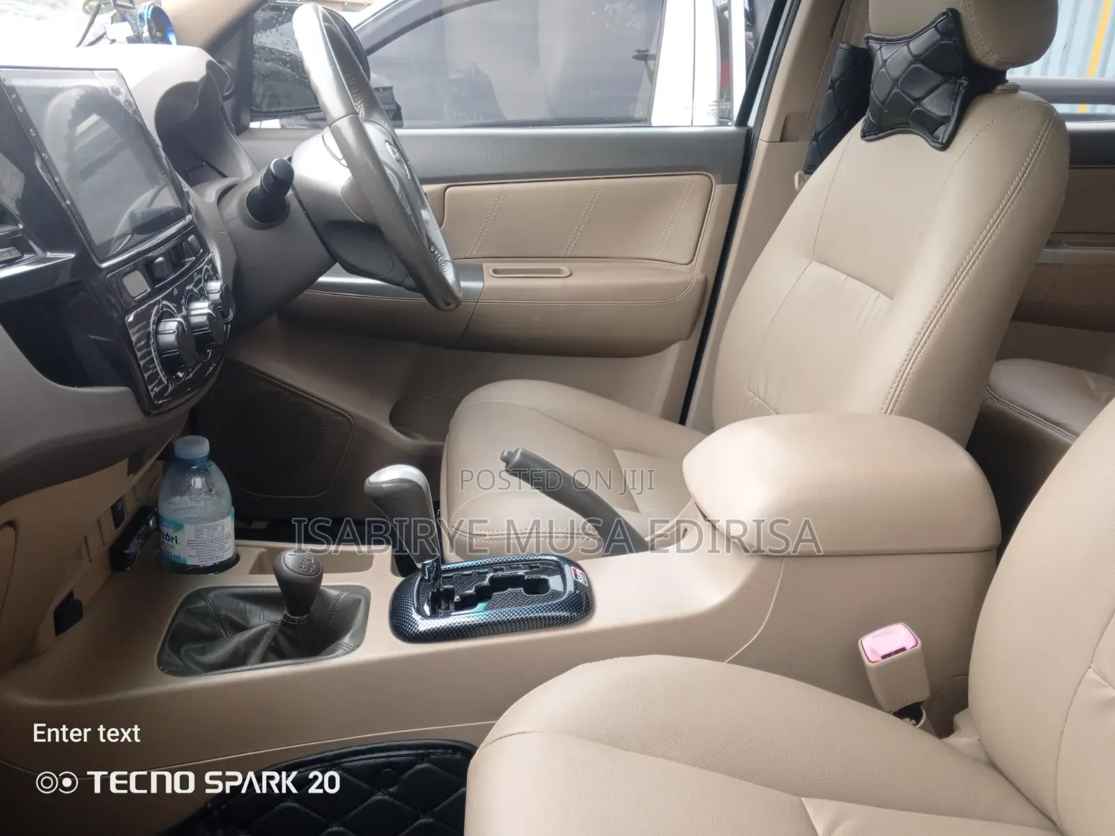 Toyota Hilux 2012 White