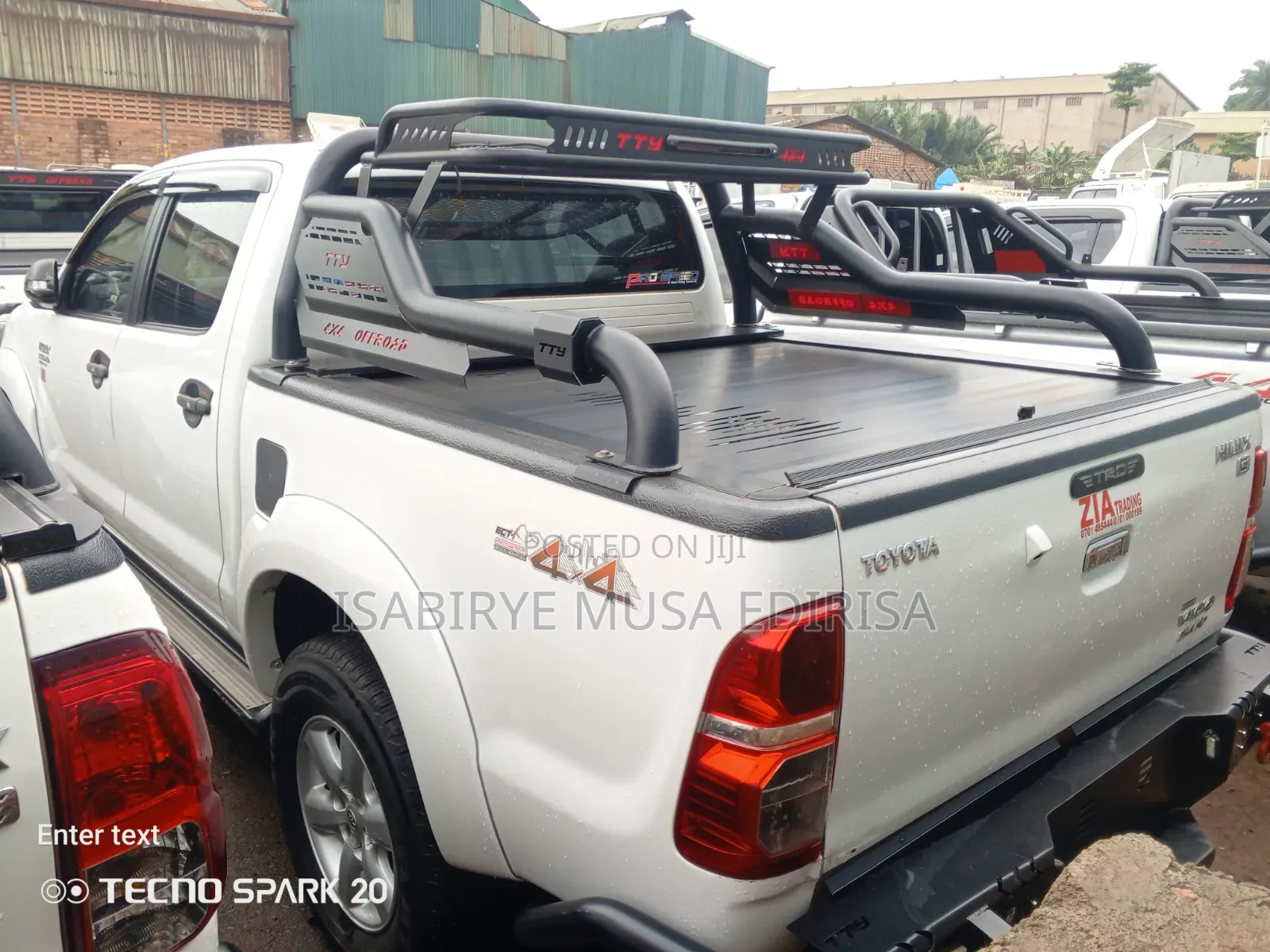 Toyota Hilux 2012 White