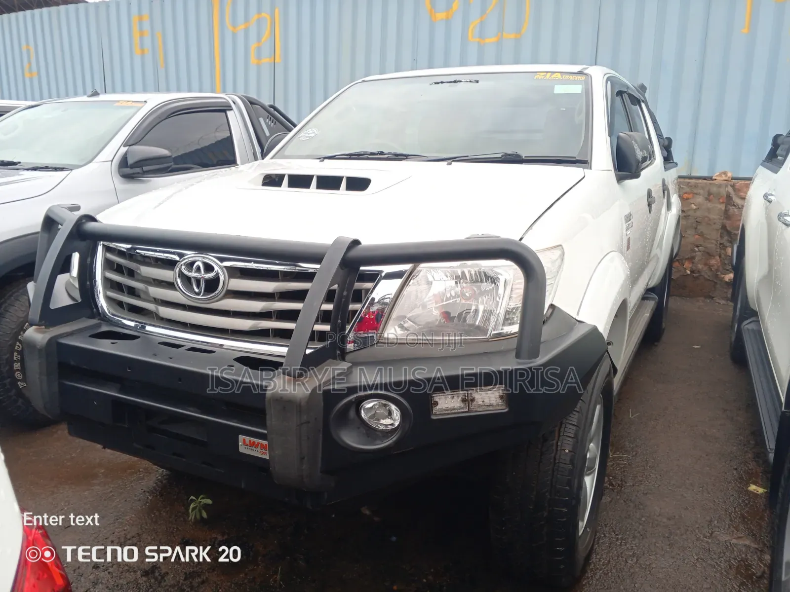 Toyota Hilux 2012 White