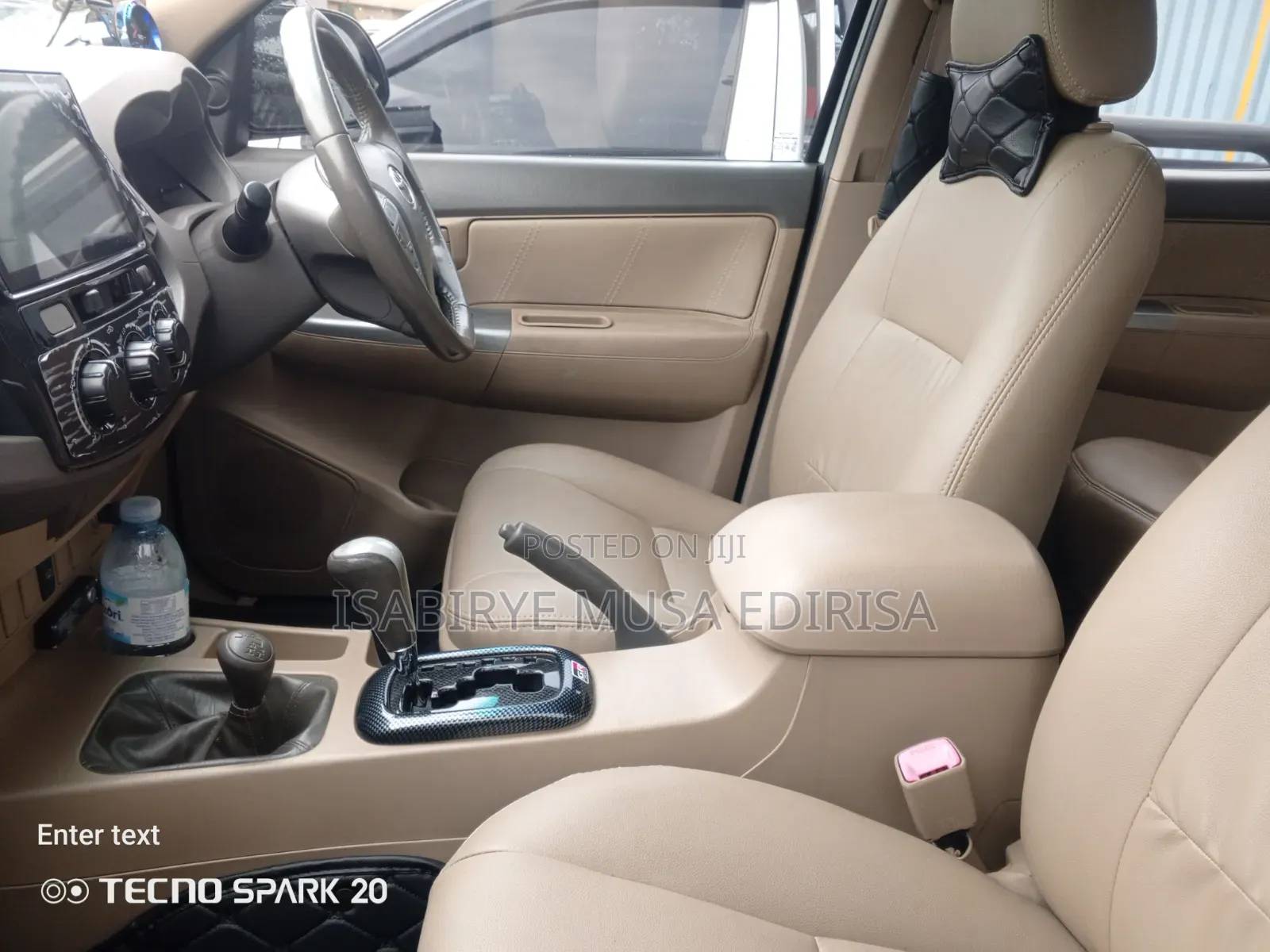 Toyota Hilux 2012 White