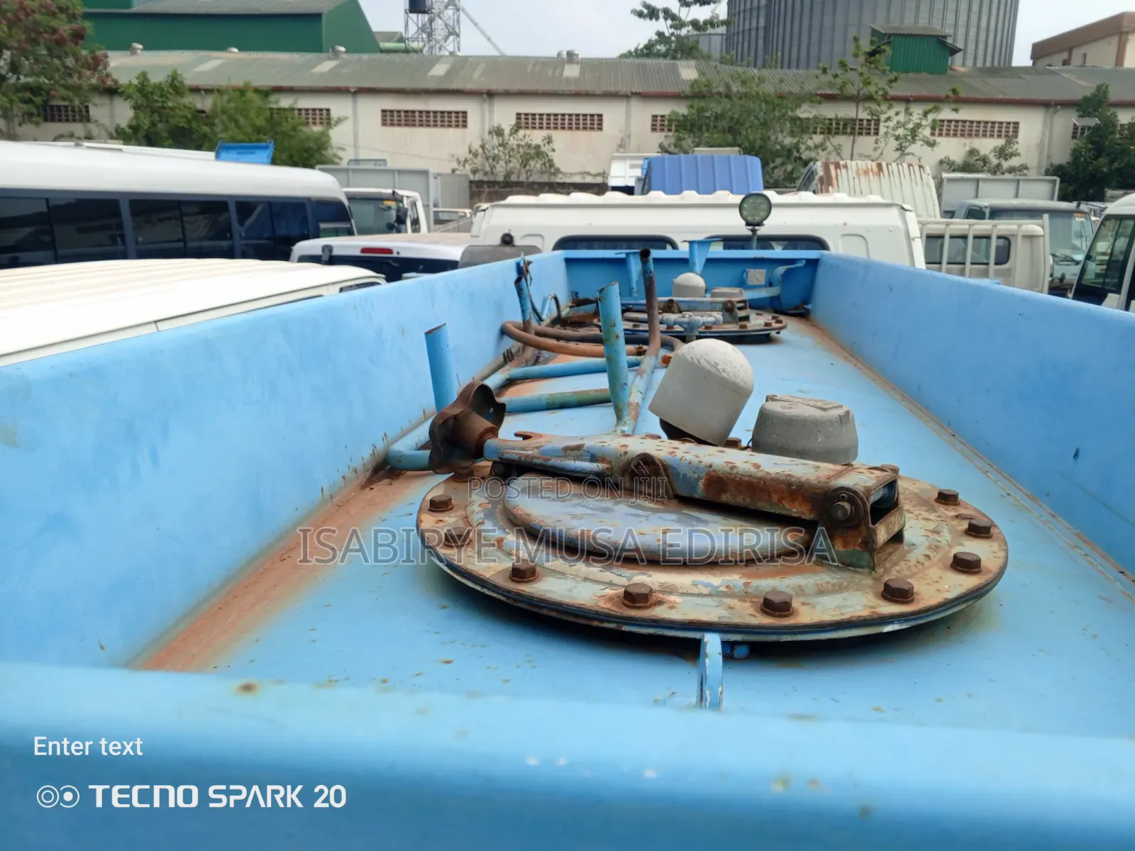 Isuzu Forwad Fuel Tank