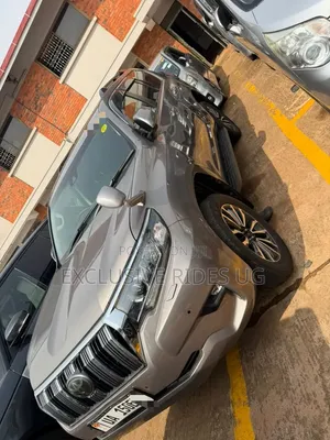 Toyota Land Cruiser Prado 2018 Gray
