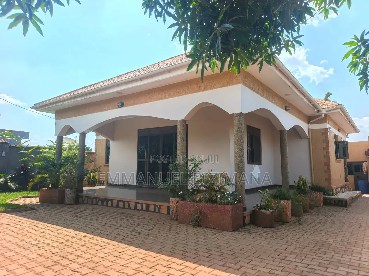 Furnished 3bdrm Bungalow in Seeta, Central Division for sale