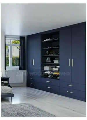 Inbuilt Wardrobe