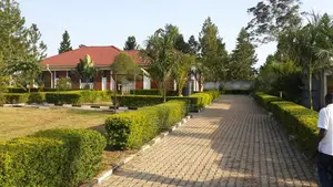 5bdrm Mansion in Seeta-Namuganga for sale
