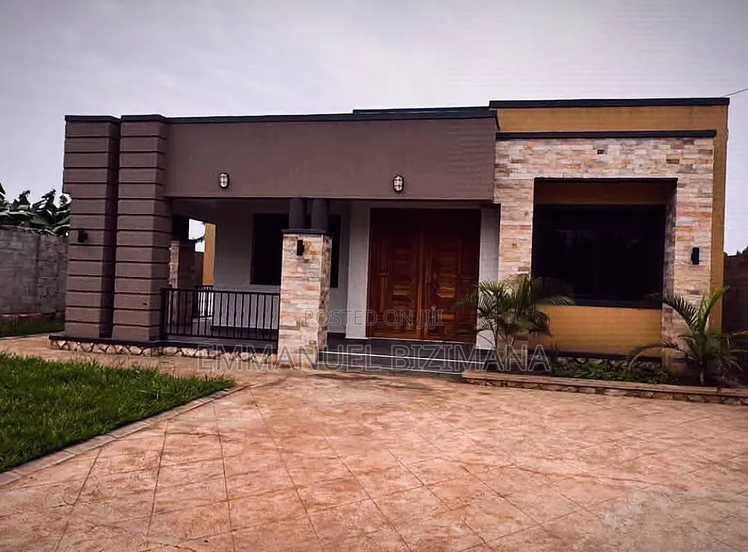 Furnished 3bdrm Bungalow in Kira, Central Division for sale