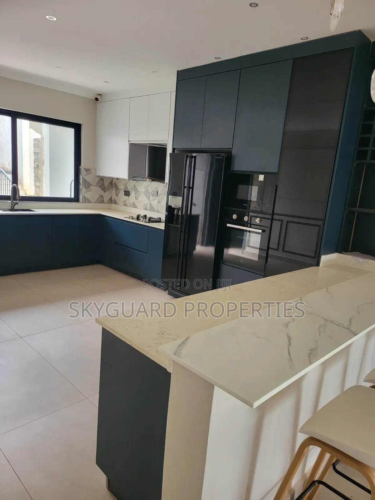 6bdrm Villa in Munyonyo, Central Division for rent