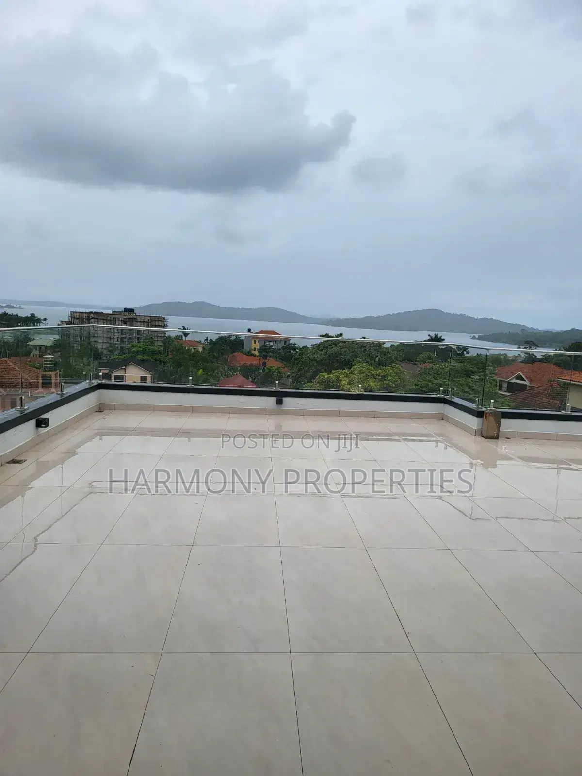 6bdrm Villa in Munyonyo, Central Division for rent
