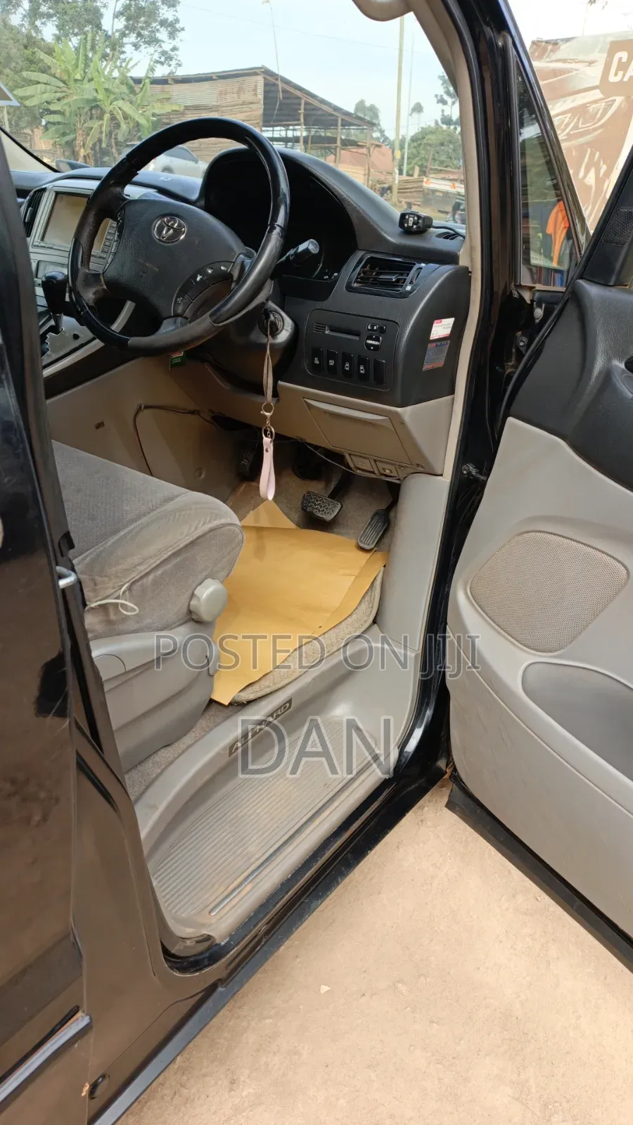 Toyota Alphard 2.4 Petrol AWD 2006 Black