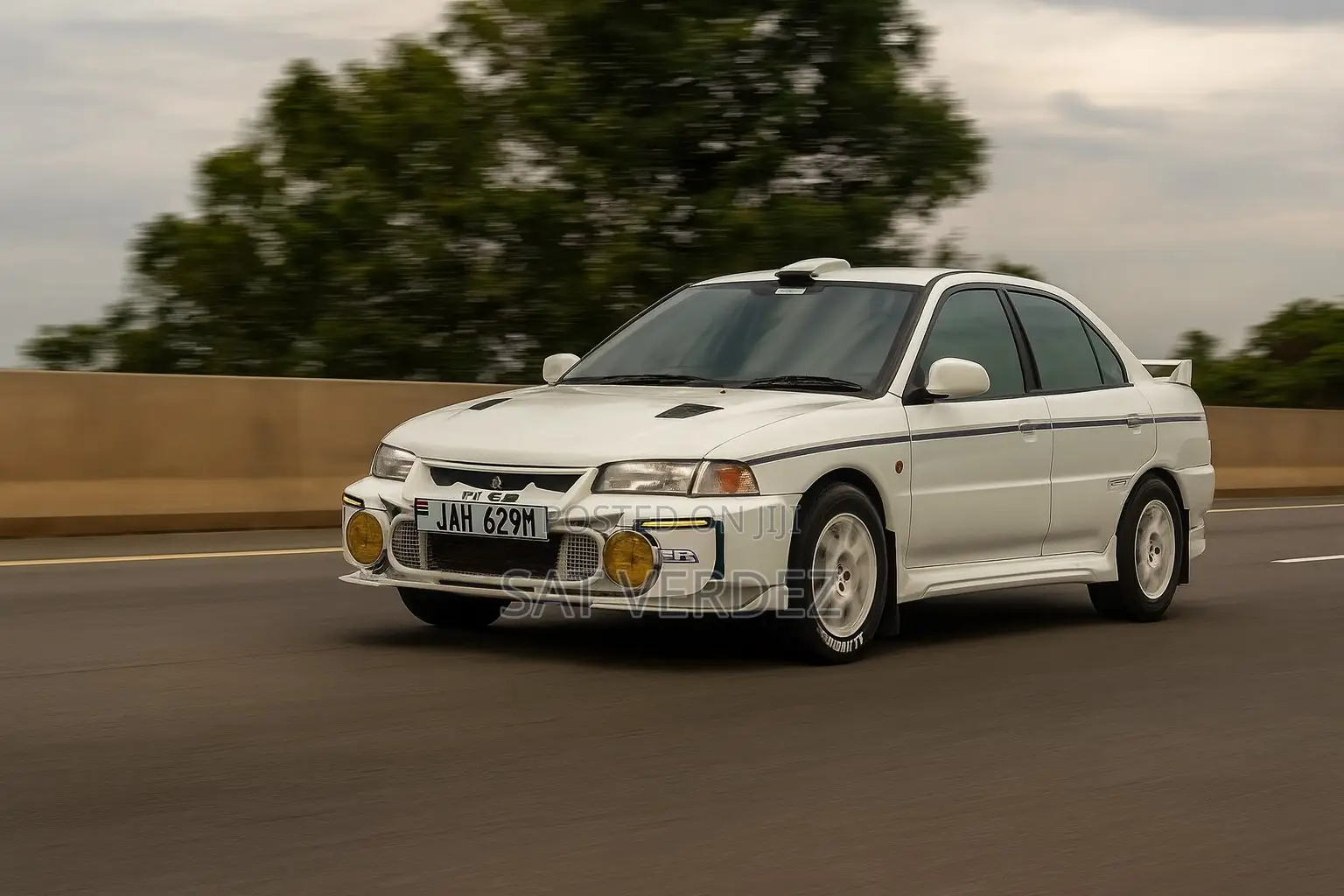 Mitsubishi Lancer 1997 White