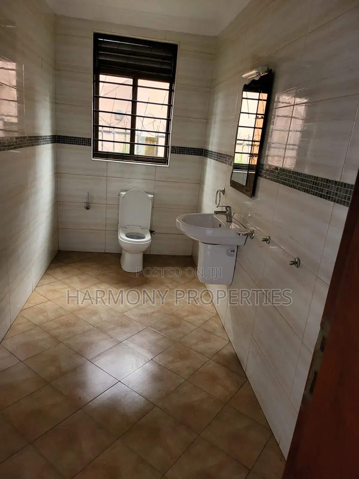 5bdrm House in Muyenga Bukasa, Central Division for rent
