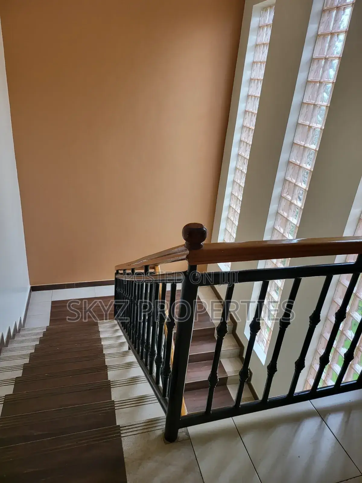 5bdrm House in Muyenga Bukasa, Central Division for rent