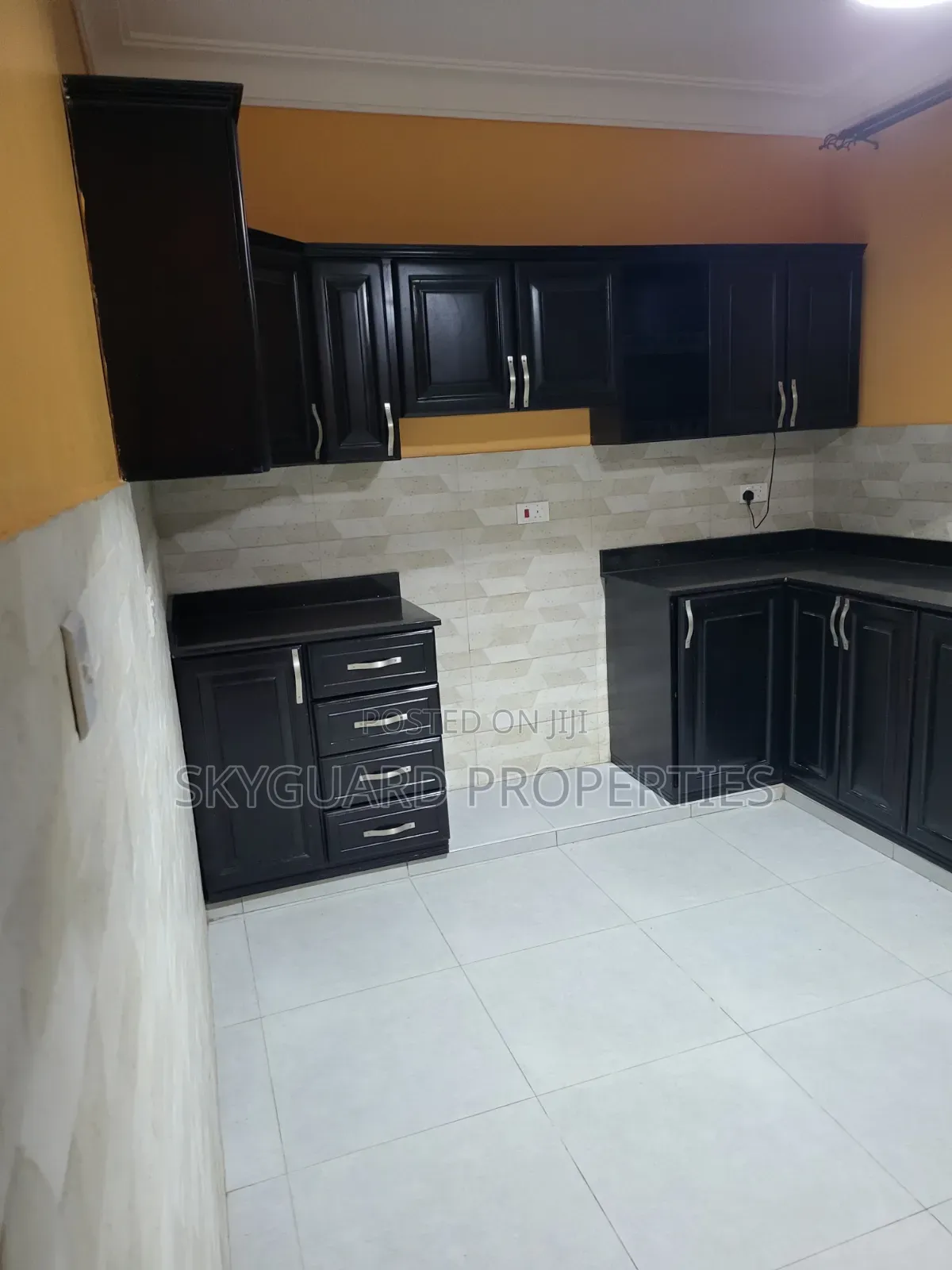 2bdrm Apartment in Muyenga, Central Division for rent