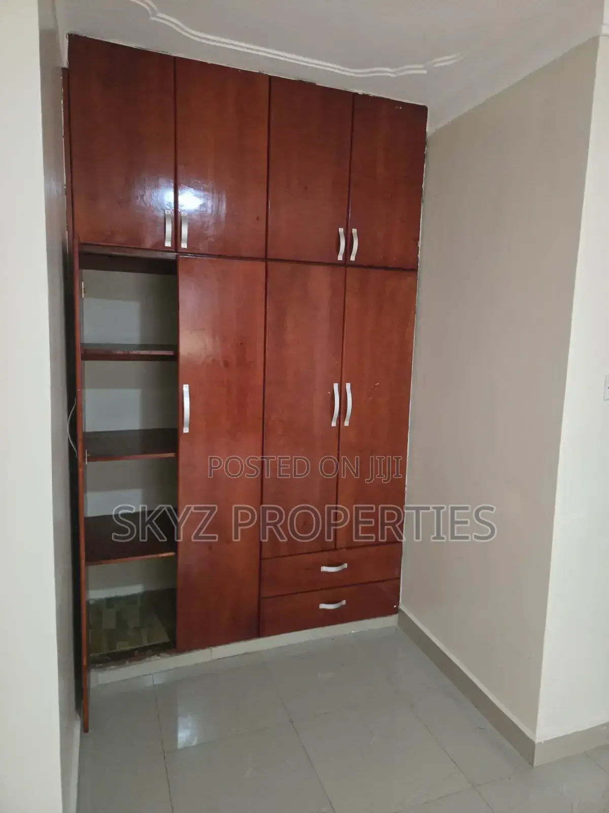 2bdrm Apartment in Salama Road, Central Division for rent