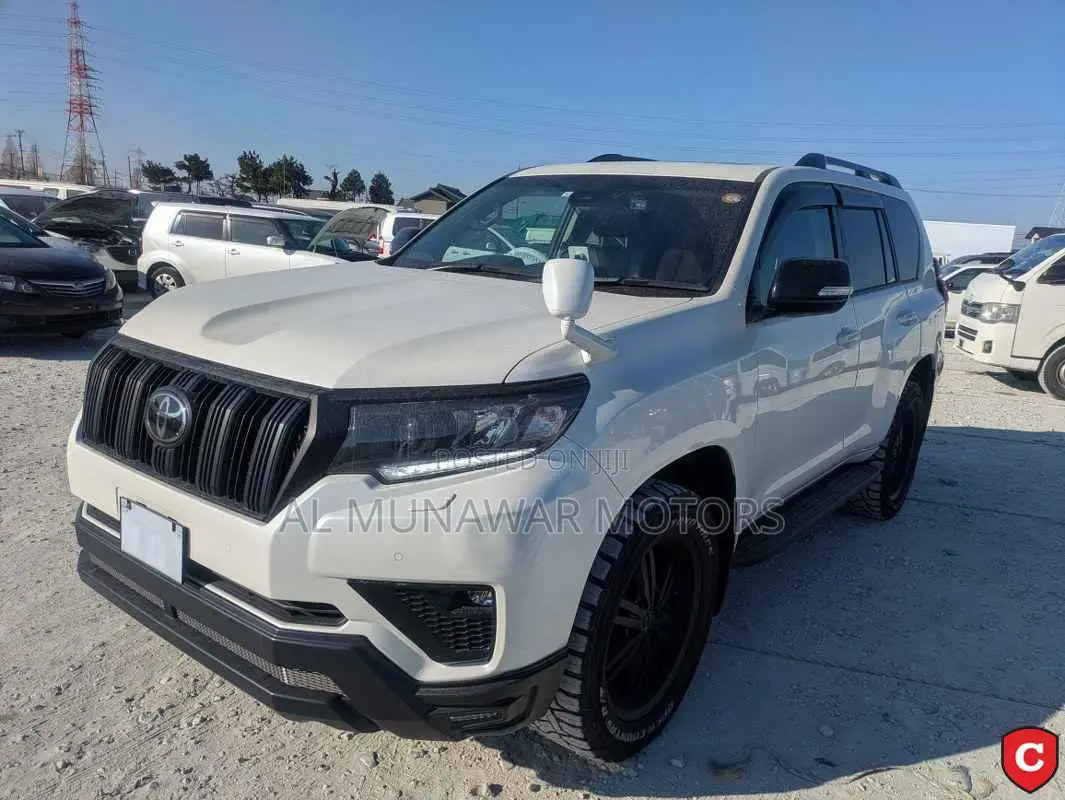 Toyota Land Cruiser Prado 2.7 2023 White