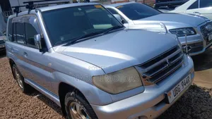 Mitsubishi Pajero IO 2006 Silver