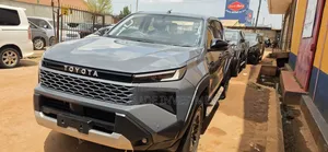 New Toyota Hilux 2026 Gray