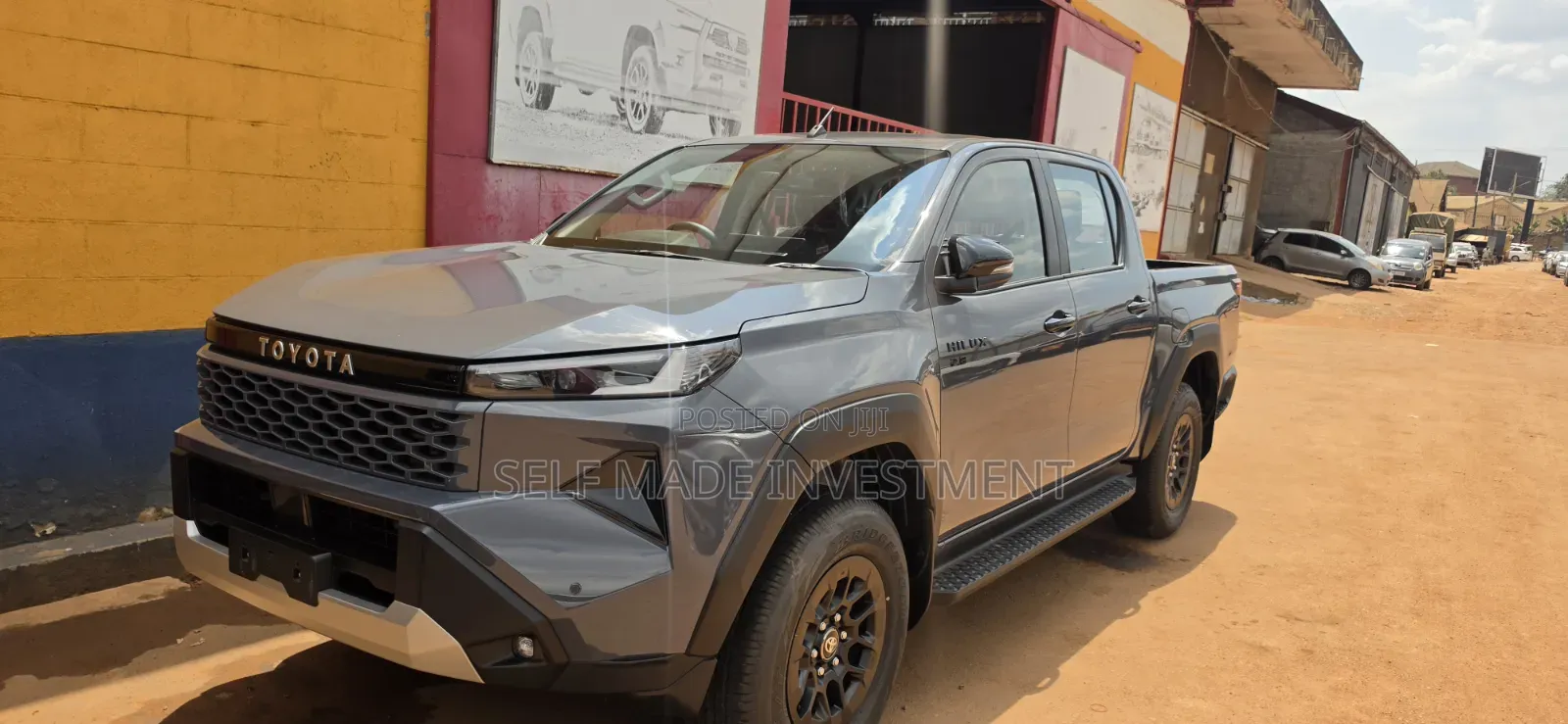 New Toyota Hilux 2026 Gray