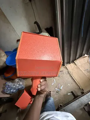 Water Boxes Gold