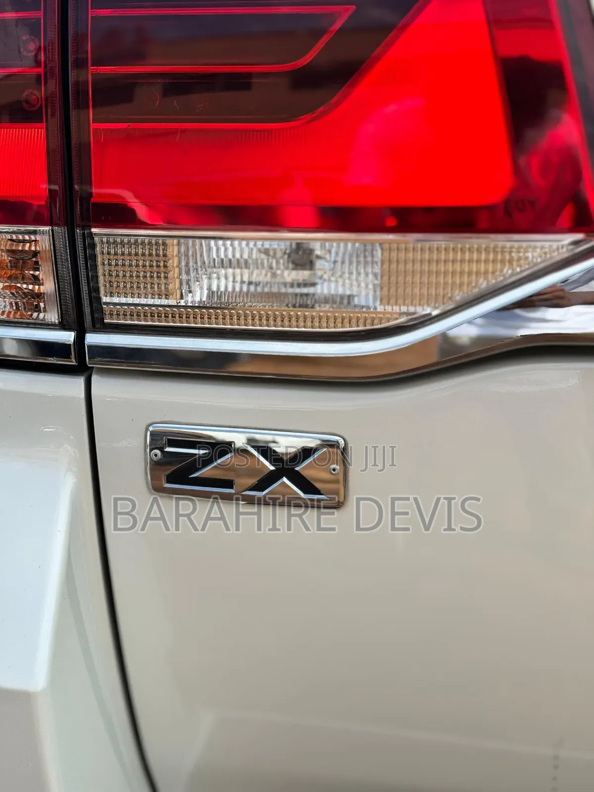 Toyota Land Cruiser 2022 White