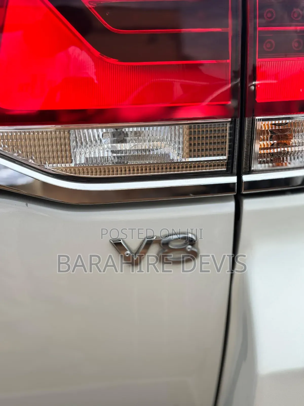 Toyota Land Cruiser 2022 White