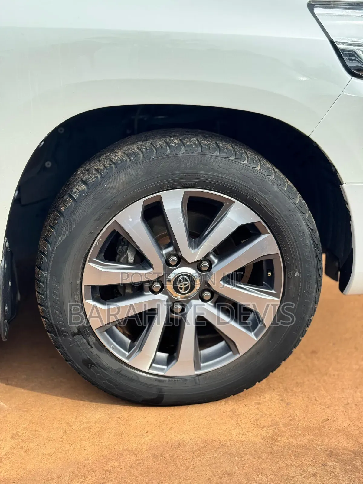 Toyota Land Cruiser 2022 White