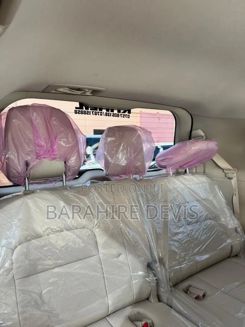 Toyota Land Cruiser 2022 White