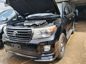 Toyota Land Cruiser 2013 Black