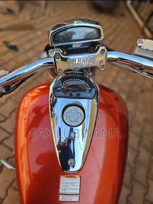 Suzuki 2012 Red