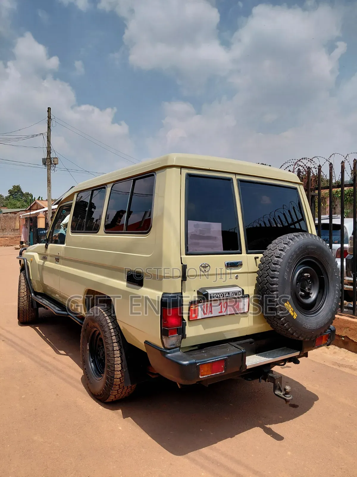 Toyota Land Cruiser 2016 Beige